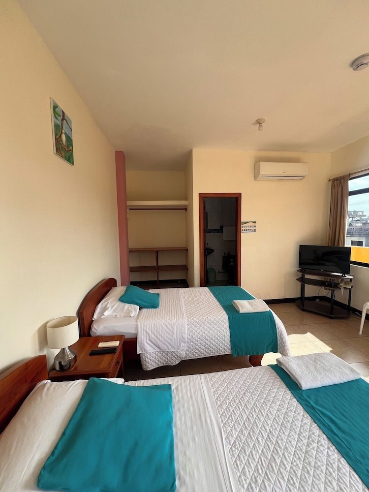 Hostal Casa Cascada 3