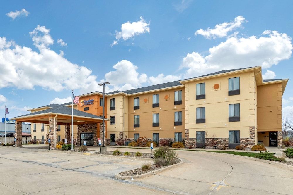 Comfort Inn & Suites Cedar Rapids North - Collins Road 2 estrelas em Cedar Rapids