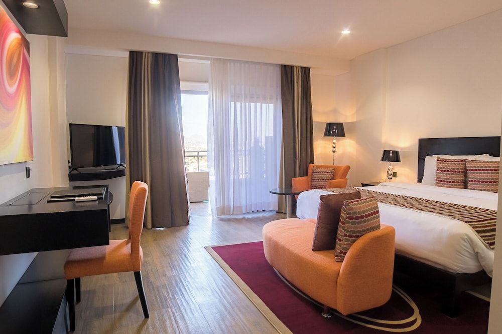 Amaryllis Hotel 2