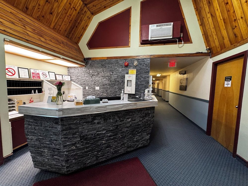 Zero-100 Motor Inn 2