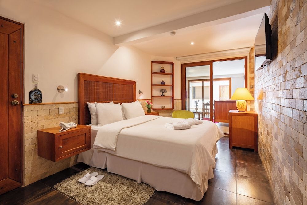 Casa del Balcon 2