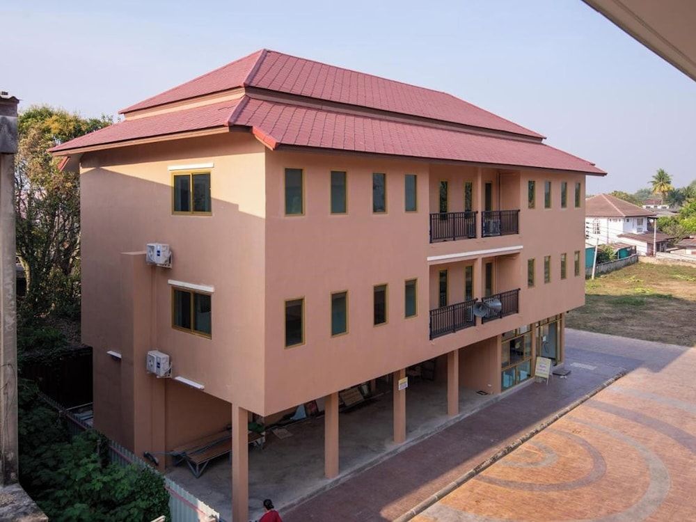 Chiang Kham Ruk Khun Hotel 2 estrelas em Chiang Kham