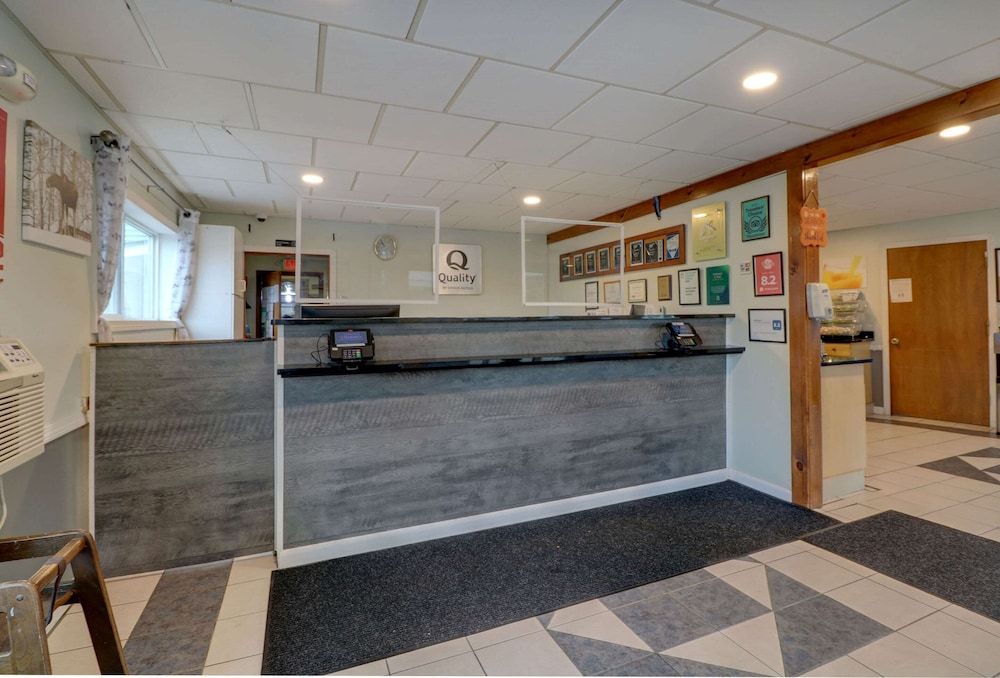 Quality Inn & Suites Lincoln 3