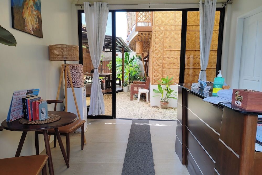 Intoy's Place Panglao near Beach 3