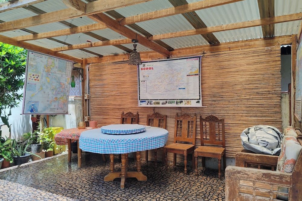 Intoy's Place Panglao near Beach 2