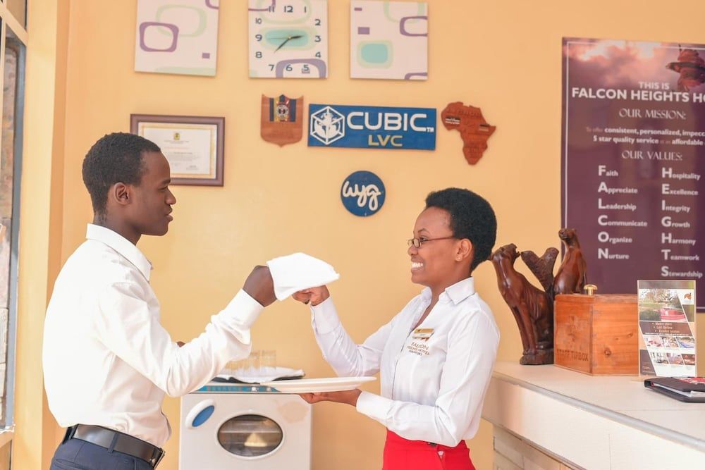 Falcon Heights Hotel 2