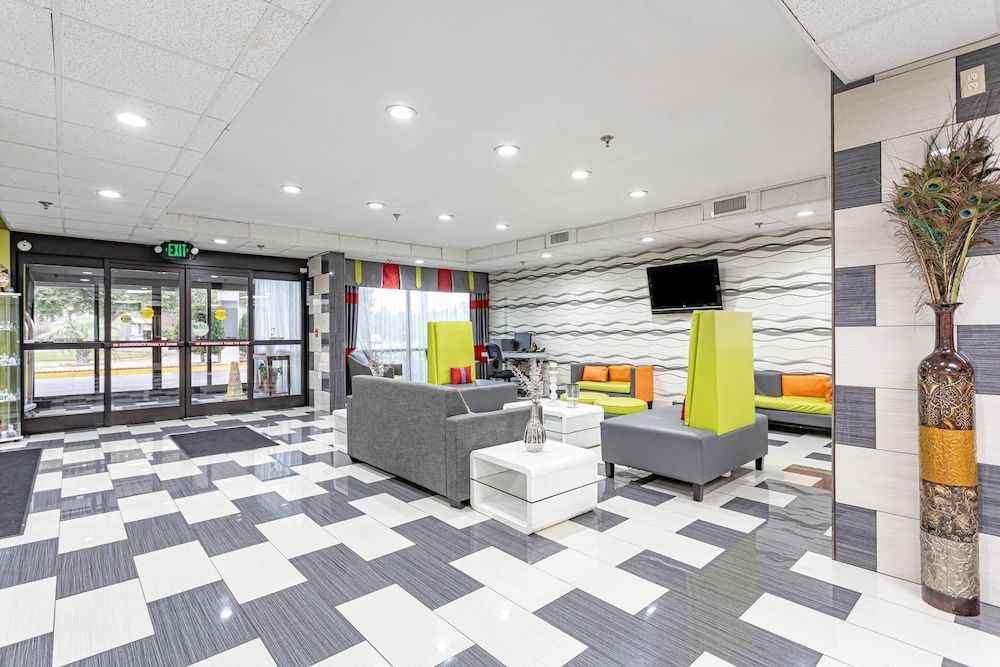 Quality Inn Prattville I-65 3