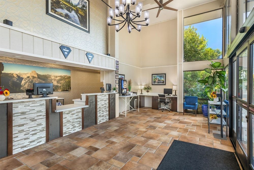 Best Western Plus Sonora Oaks Hotel & Conference Center 3