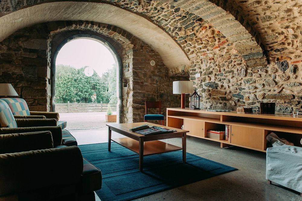 Hotel Arcs de Monells 3