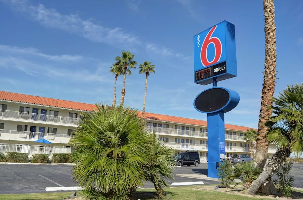 Motel 6 Twentynine Palms, CA 2 estrelas em Twentynine Palms