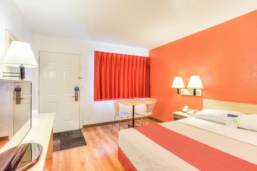 Motel 6 Tigard, OR - Portland South - Lake Oswego 3