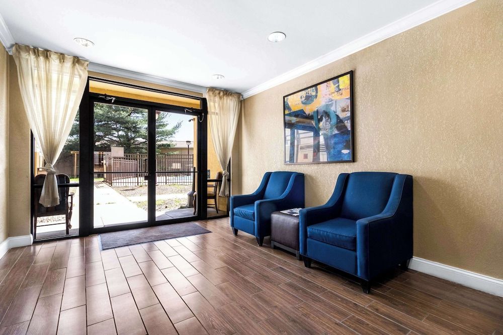 Comfort Inn East Evansville 2