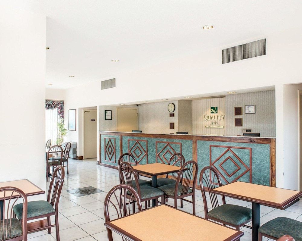 Quality Inn Marianna 3