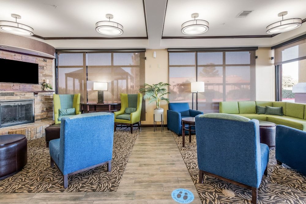 Comfort Suites Fort Stockton 3