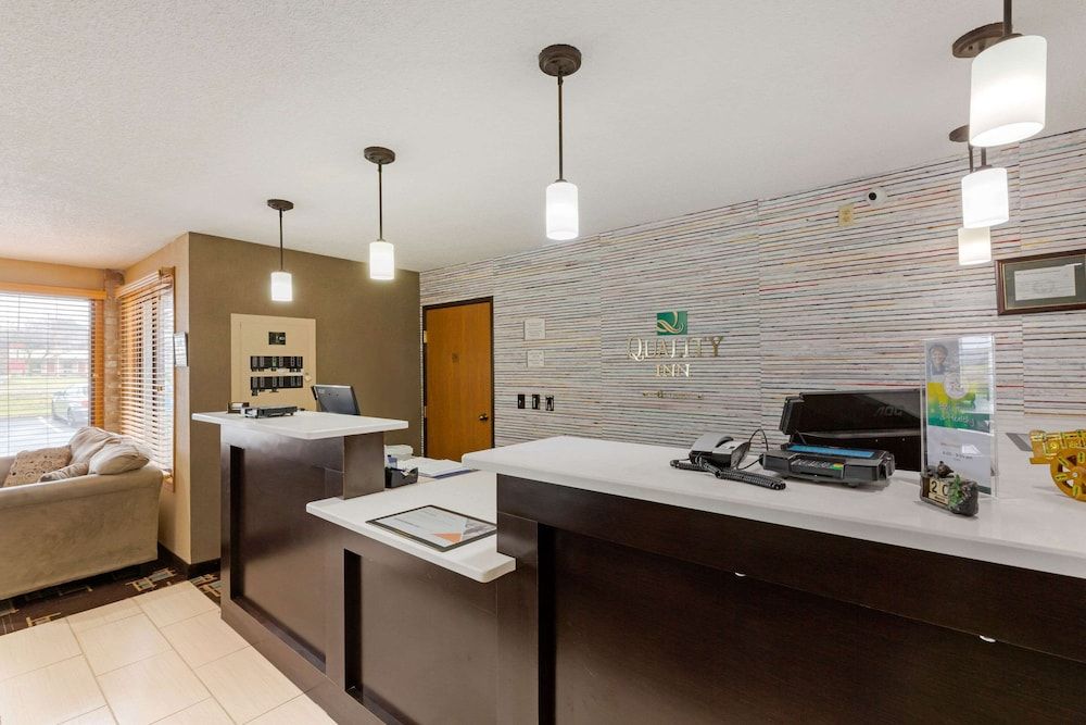 Quality Inn Wooster 2