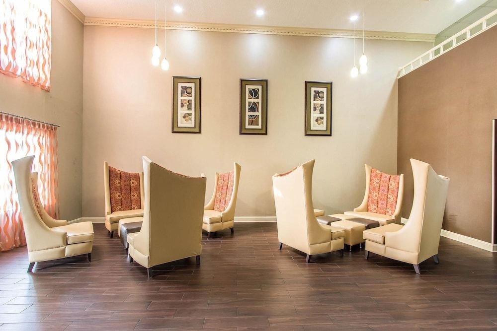 Comfort Suites Richmond Area 3