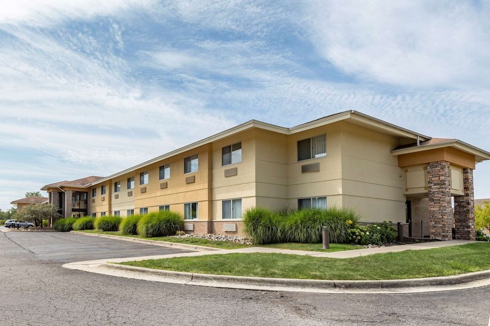 Comfort Inn Okemos - East Lansing 2 estrelas em Okemos