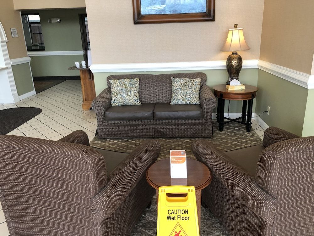 Quality Inn & Suites Somerset Area 3