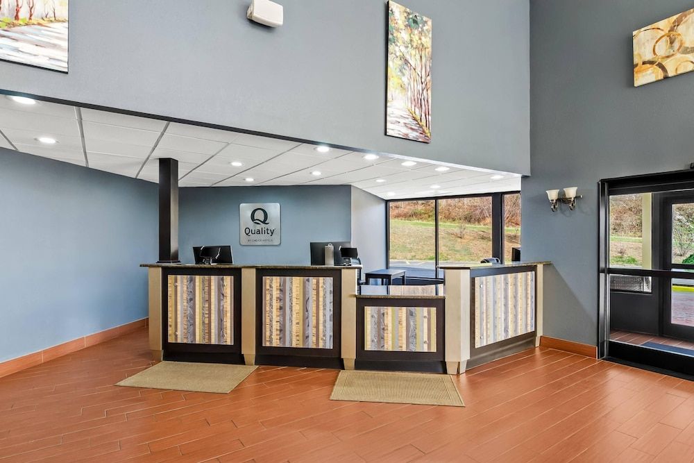 Quality Inn Hillsville 2