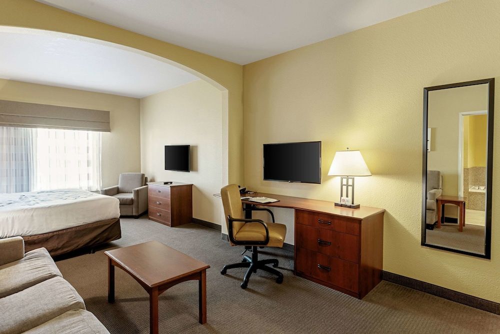 Sleep Inn & Suites Tyler South 3