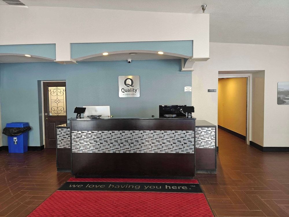 Quality Inn Gaylord Area 3