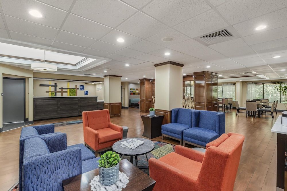 Best Western Plus Lexington Inn 2