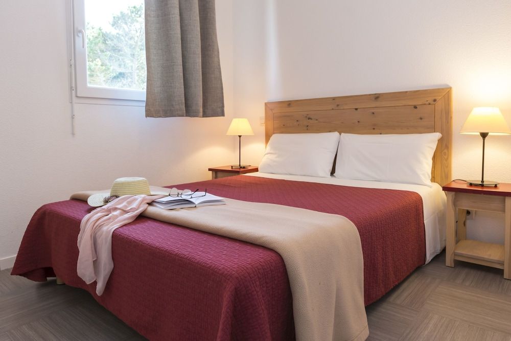 RÔøΩsidence Odalys Domaine des Roches Jaune 3