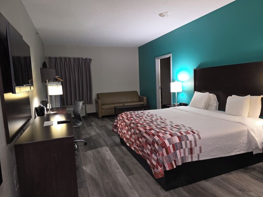 Sonesta Essential Ames 3