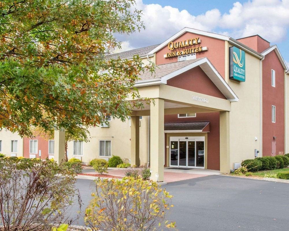 Quality Inn & Suites 2 estrelas em Meriden