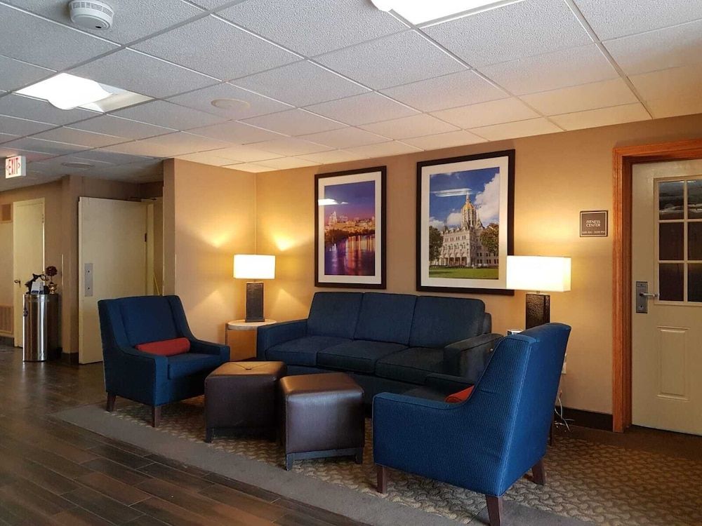 Comfort Inn Wethersfield - Hartford 3