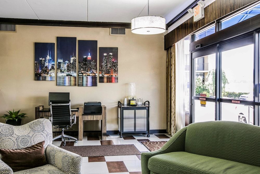 Comfort Inn Edgewater 2