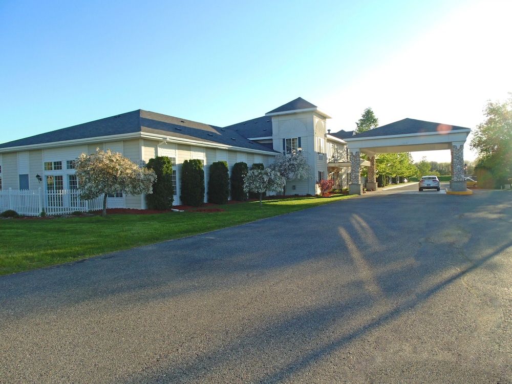 American Inn And Suites Houghton Lake 2 étoiles à Houghton Lake