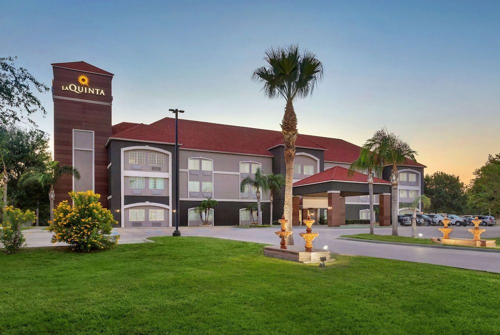 La Quinta Inn & Suites by Wyndham Brownsville North 3 estrelas em Brownsville