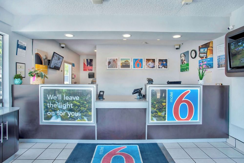 Motel 6 Salem, OR 2