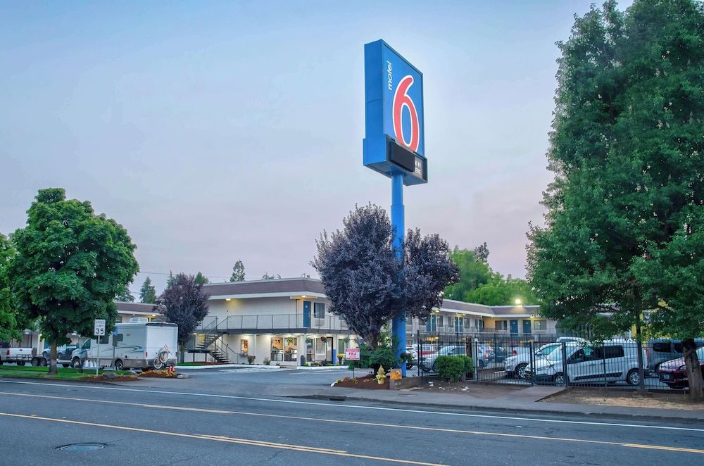 Motel 6 Salem, OR 2 estrelas em Salem