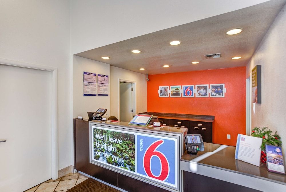 Motel 6 Portland, OR - Tigard West 2