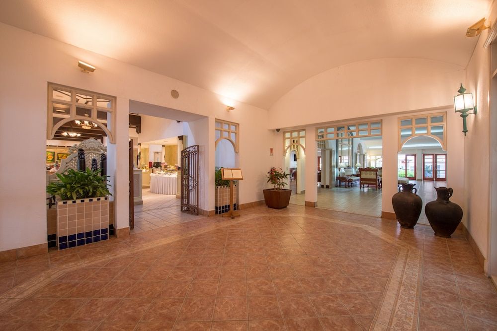 Hotel Globales Camino Real Managua 2