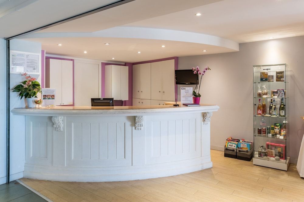 Pierre & Vacances Premium Le Domaine de Cramphore 2