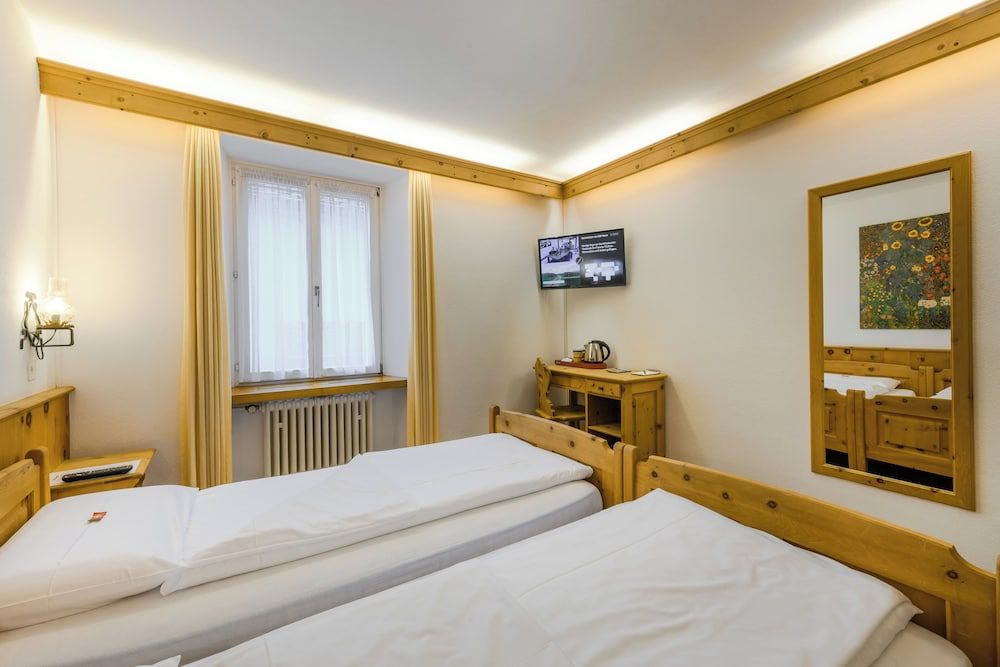 POSCHIAVO Suisse Hotel 3
