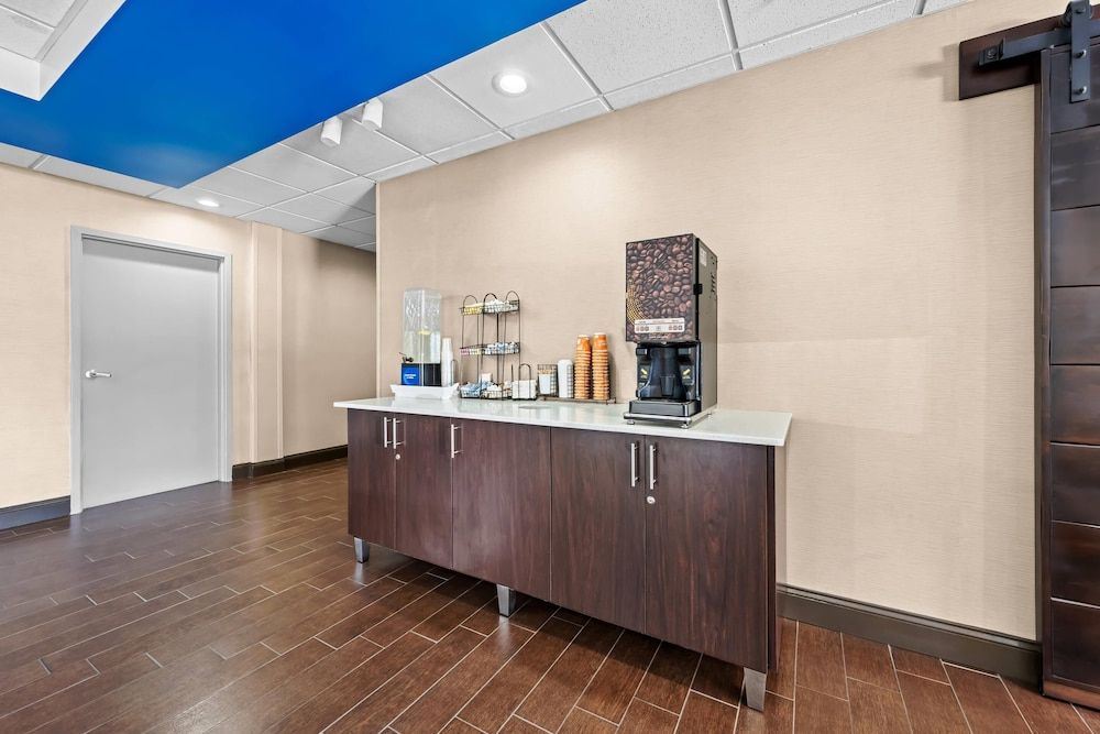 Comfort Inn & Suites Oxford South 3