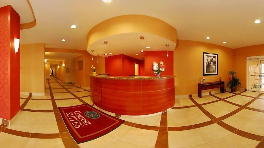 Comfort Suites Flowood - Jackson Airport (must meet transportation requirement) 2