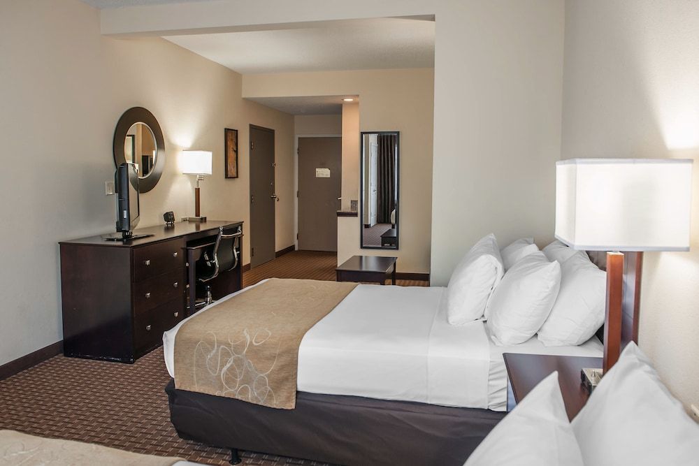 SureStay by Best Western Marion 3