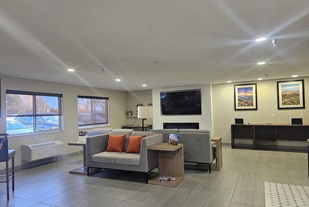 Wingate by Wyndham Los Alamos 3