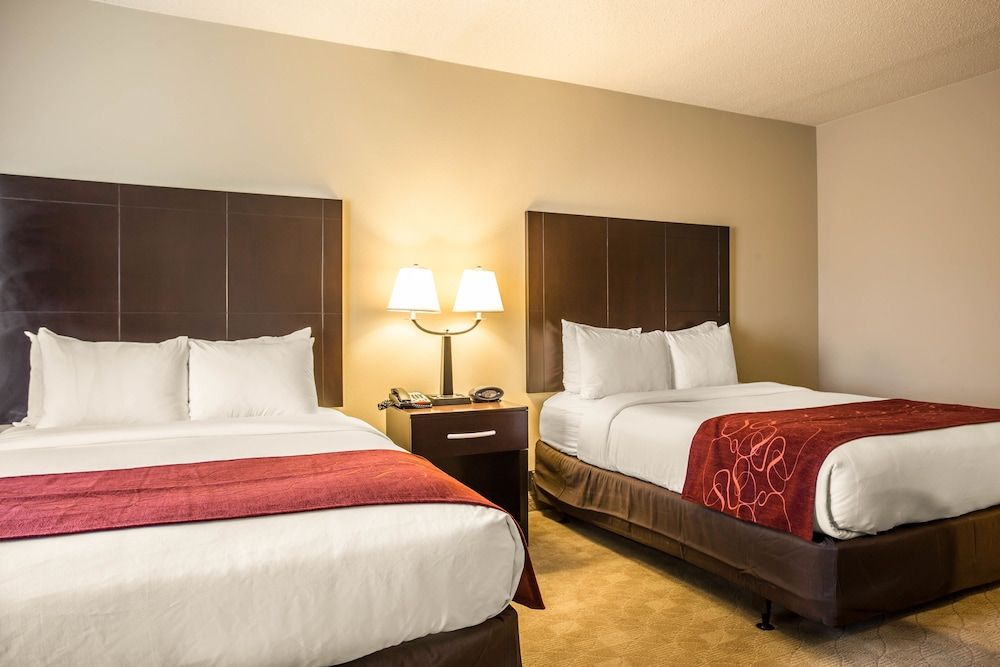 Comfort Suites Huntersville near Lake Norman 3