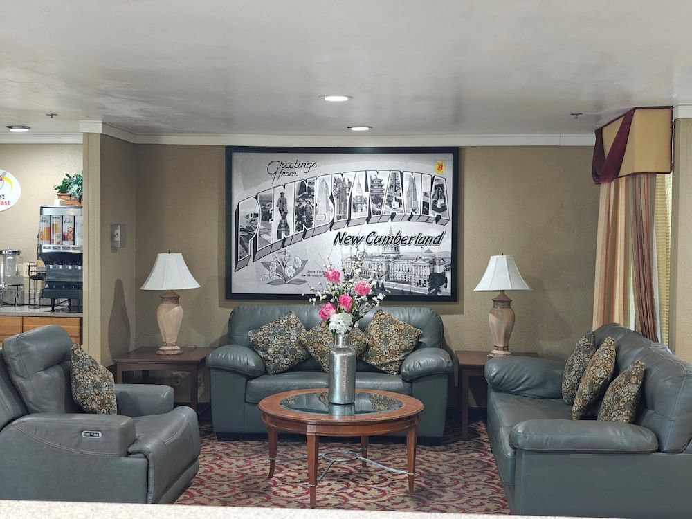 Super 8 by Wyndham New Cumberland 3