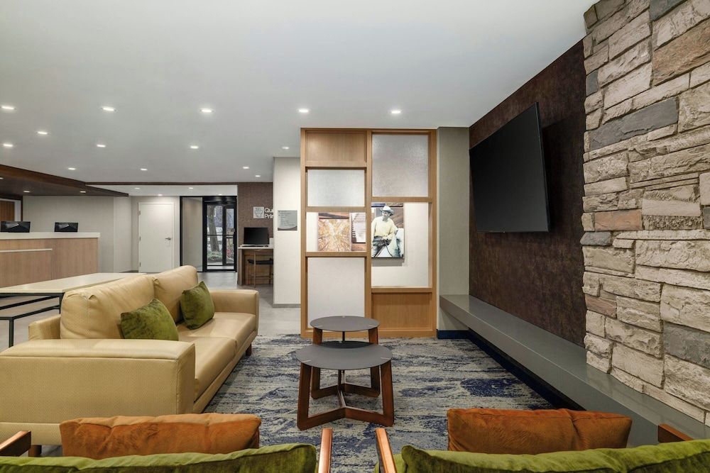 Comfort Inn at Andrews AFB 2