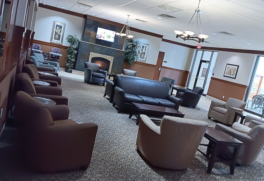 Baymont by Wyndham Jamestown Conference Center & Water Park 2