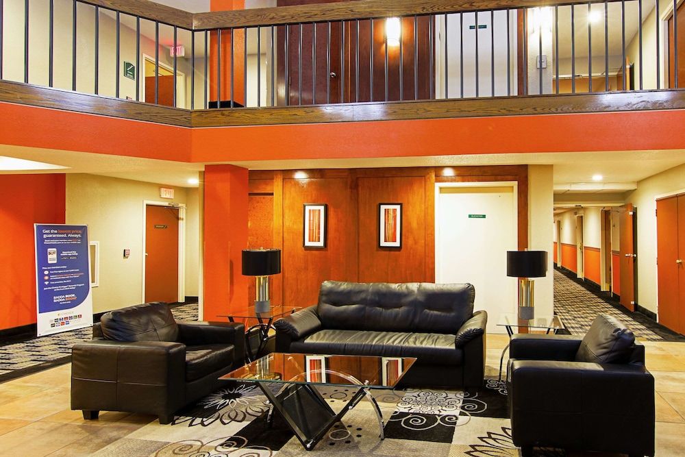 Quality Inn Plainfield I-395 2