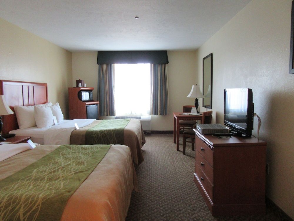 Comfort Inn Suites El Centro I 8 2