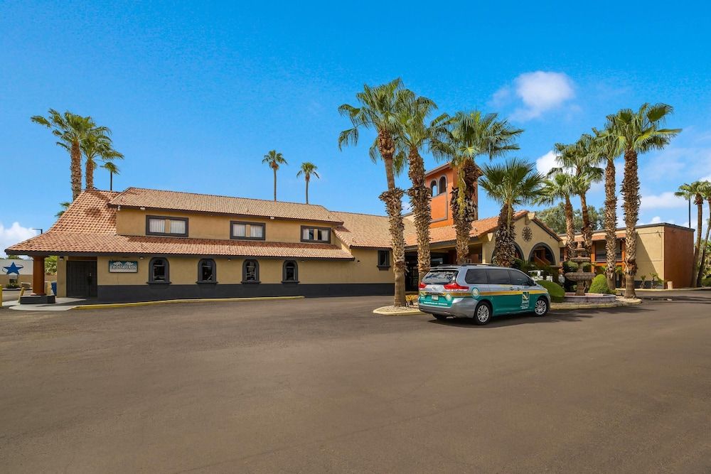 Quality Inn & Suites Goodyear - Phoenix West 2 étoiles à Goodyear